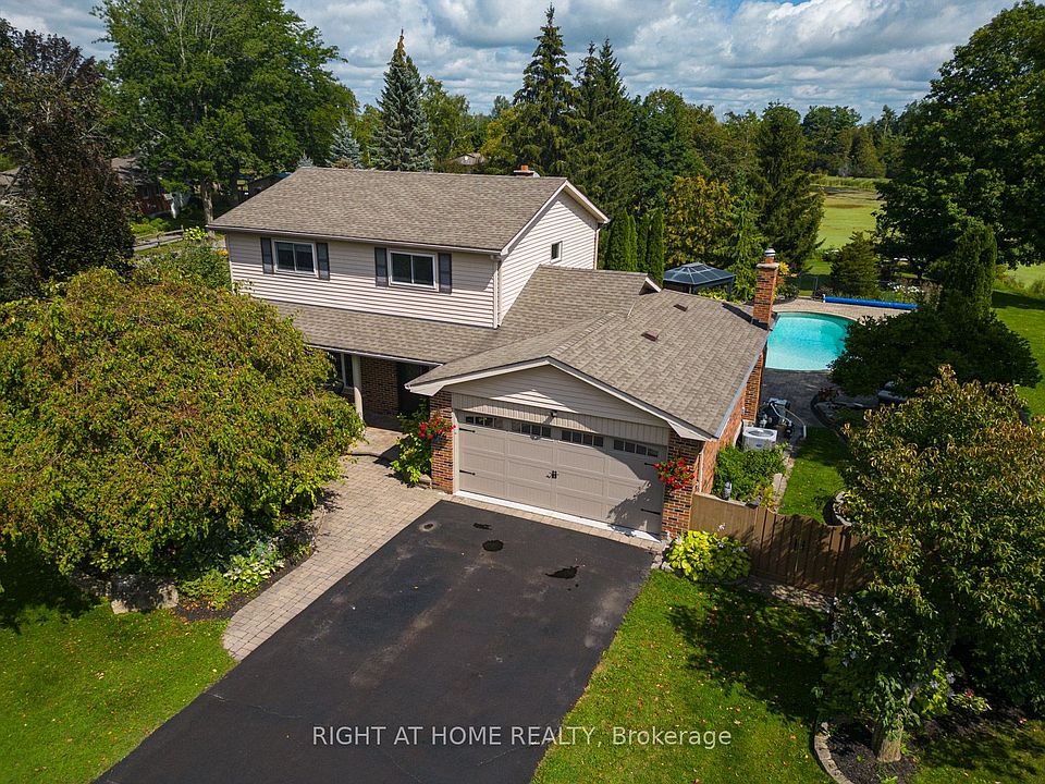 1st image of 63 Robinglade Ave