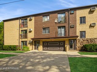 1405 Ashland Ave APT 1A, Des Plaines, IL 60016