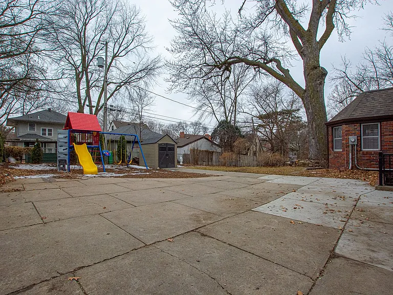5115 Lafayette Ave — Photo 38