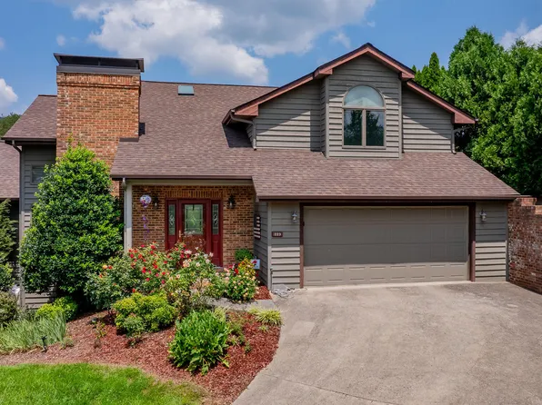 223 Willowbend Ct, Kingsport, TN 37660