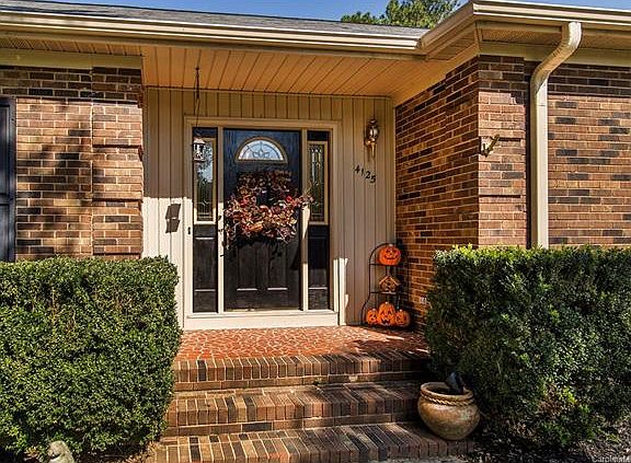 2nd image of 4125 Montibello Dr #15