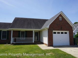 6317 Bent Tree Dr, Fayetteville, NC 28314