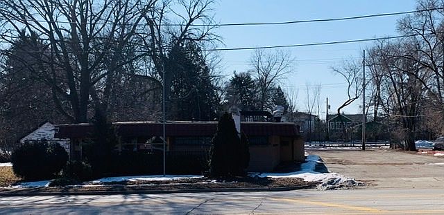 1st image of 513 E Park Ave