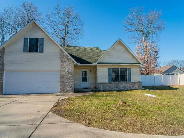 2621 Bruce Dr, Michigan City, IN 46360