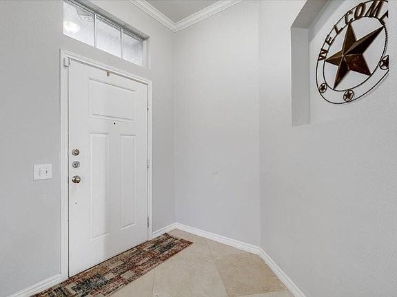 4th image of 301 Attaway Dr