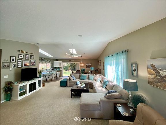 3rd image of 31108 L St