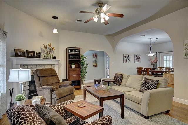 1st image of 219 Heleakala Dr