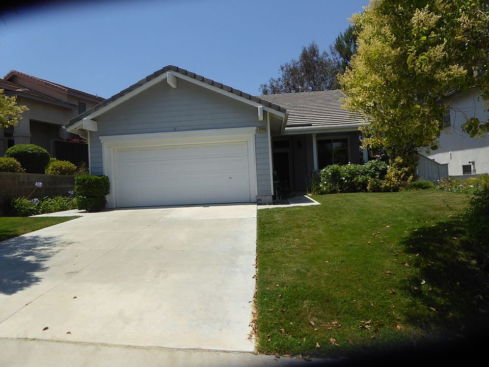 1st image of 20209 Gilbert Dr