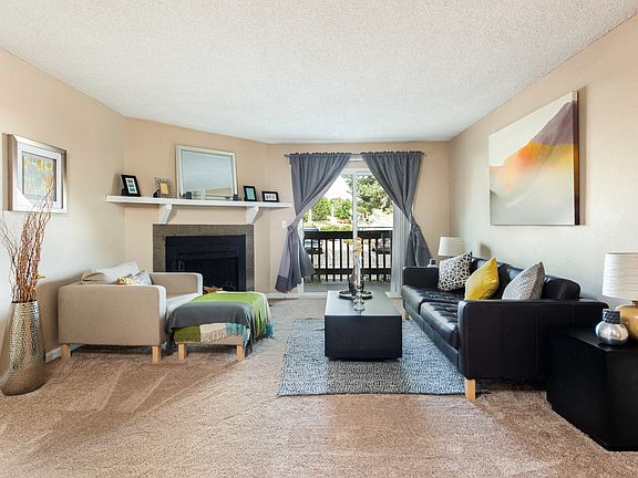 Maple Floor Plan 1x1 610 sq ft