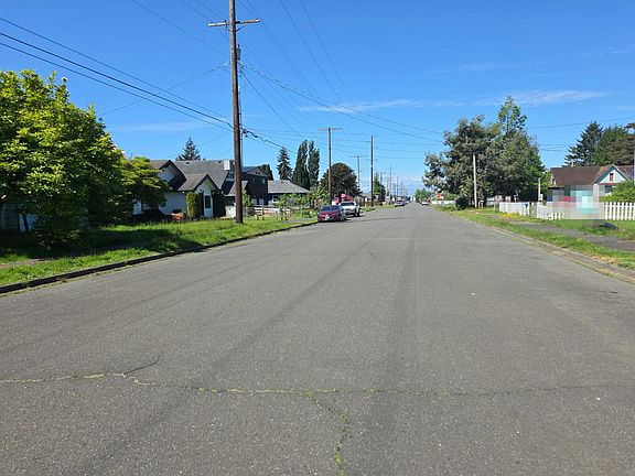 4th image of 2728 Pacific Ave