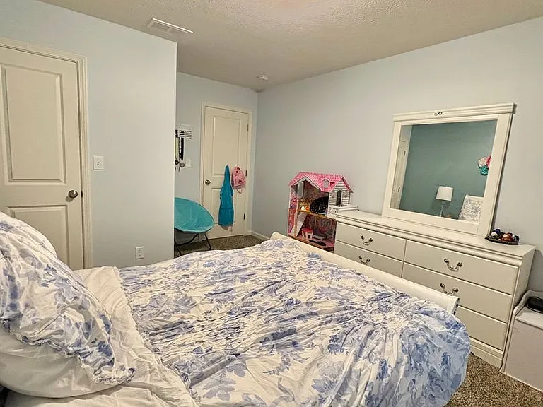 423 Wallingford St — Photo 20