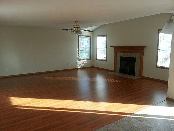 2nd image of 1204 Deansway Dr