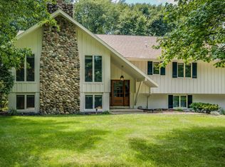 36 6th St, Sawyer, MI 49125