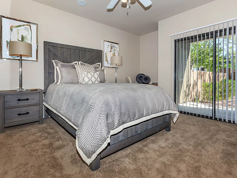 2b2 1182 SQFT 2 Bed 2 Bath