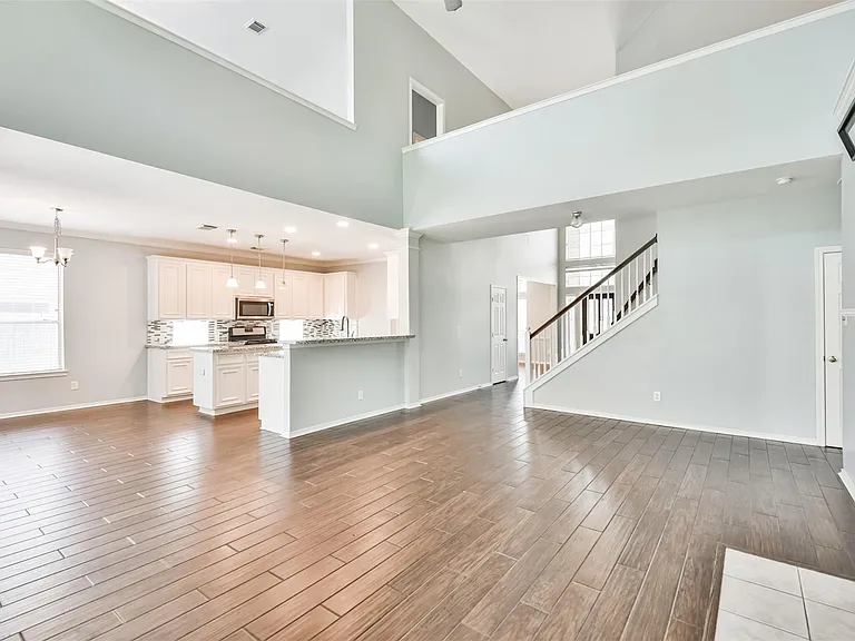 18802 Half Volley Cir — Photo 13