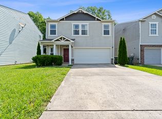 271 Bermuda Lakes Dr, Meridianville, AL 35759