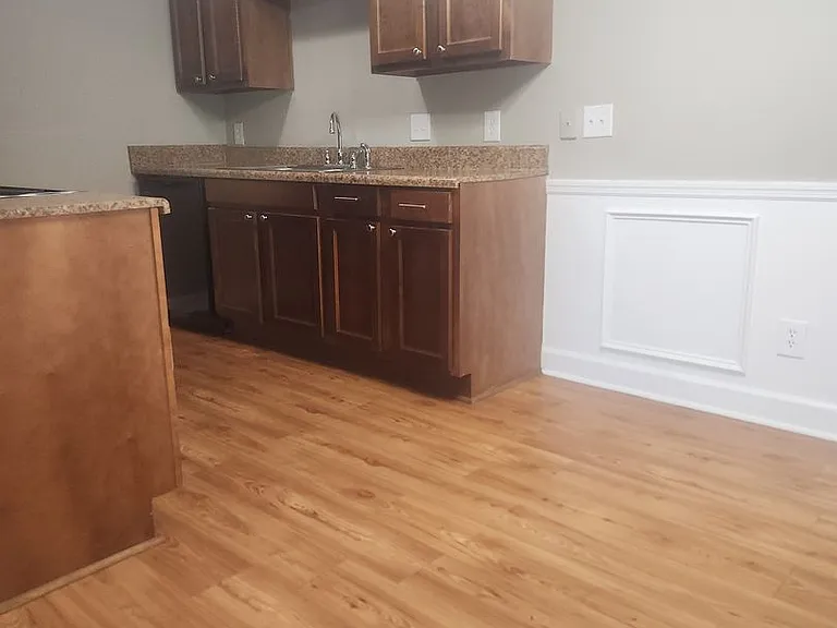 1213 Old Manor Rd — Photo 10