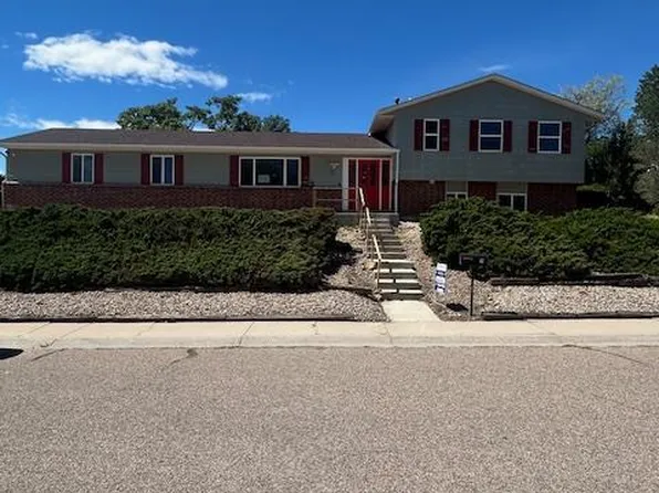 31 Briargate Ter, Pueblo, CO 81001
