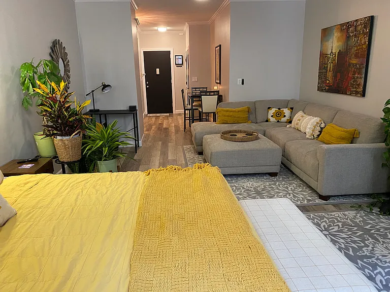 3 Hanover Sq #12B — Photo 4