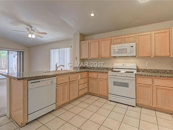 3rd image of 1801 Crystal Glen Ct