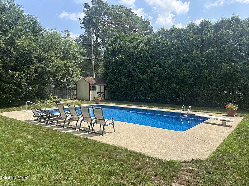 3rd image of 23 Westland Avenue