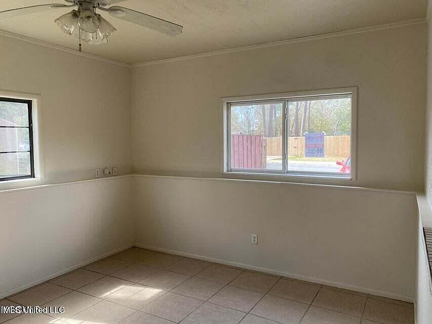 3010 Martin St #B, Pascagoula, MS 39581 | Zillow