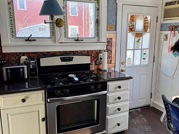 4th image of 4566 Harding Rd