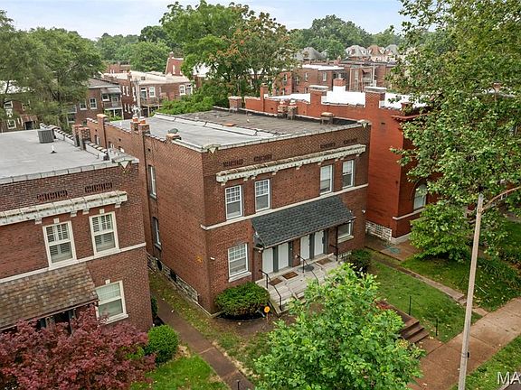 3rd image of 4216-4218 Arsenal St