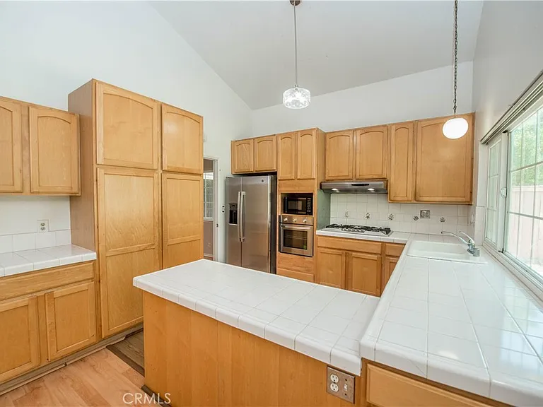1709 Beechwood Ave — Photo 11