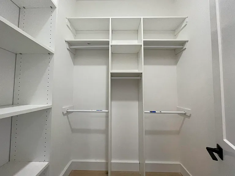 612 Washington St #2 — Photo 9
