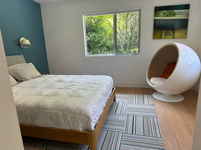 Private Bedroom with separate entrance area with a Queen size bed and a work space if needed
