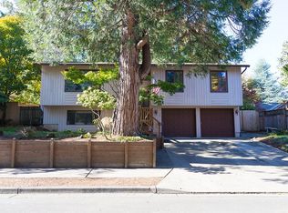 21801 SW Creek Dr, Tualatin, OR