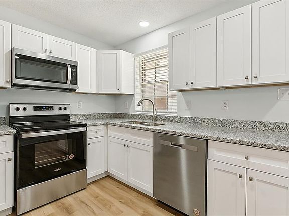 3rd image of 2509 Giuffrias Ave APT 502