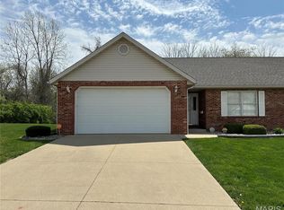 7618 Baxter Dr, Belleville, IL