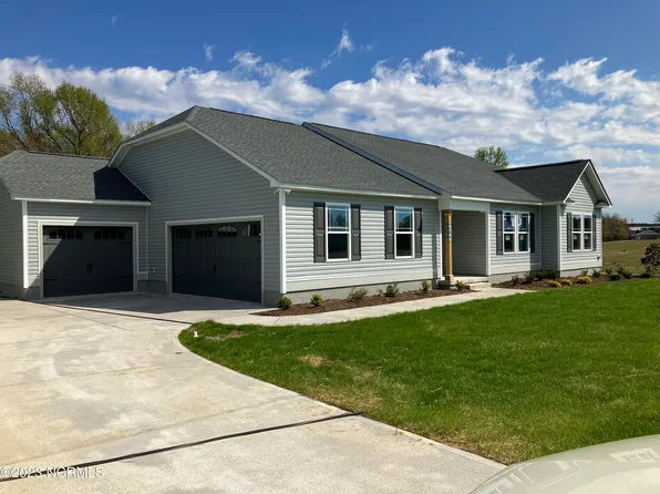 2622 N Nc 581 Highway, Pikeville, NC 27863