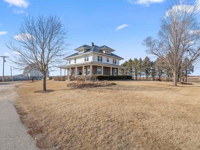 8489 Farley Rd, Farley, IA, 52046