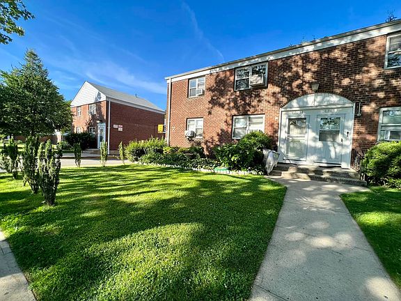 4th image of 67-51 Bell Blvd #2