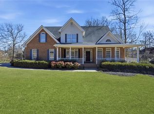 3805 Jones Creek Dr, Buford, GA 30519