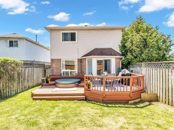 732 Bennett Cres, Oshawa, ON L1K 1T6