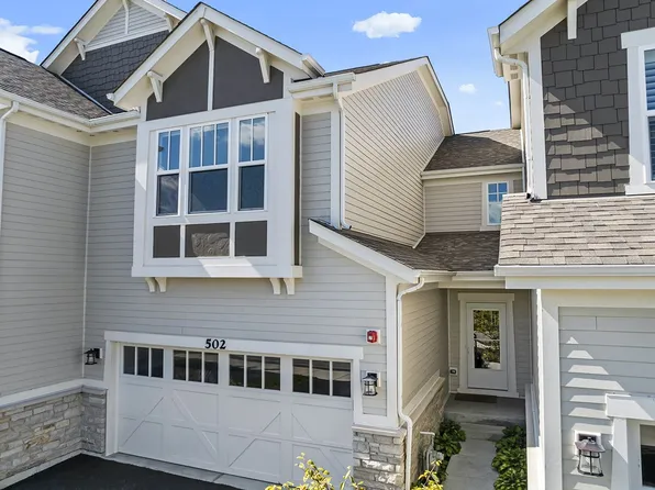 502 Peterson Ct, Barrington, IL 60010