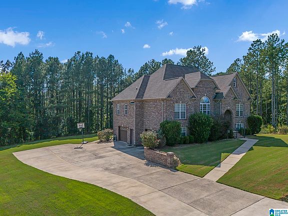 3rd image of 750 Small Lake Dr
