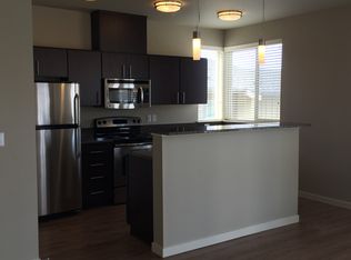 976 NE Discovery Walk, Issaquah, WA 98029