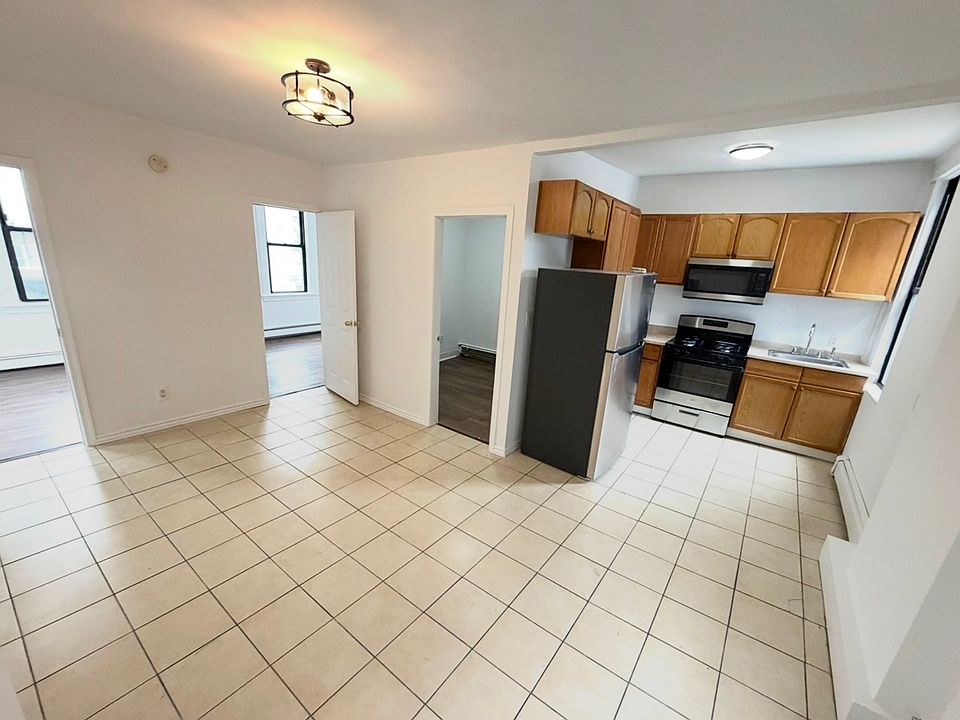 1st image of 4607 Cottage Ave Floor 2