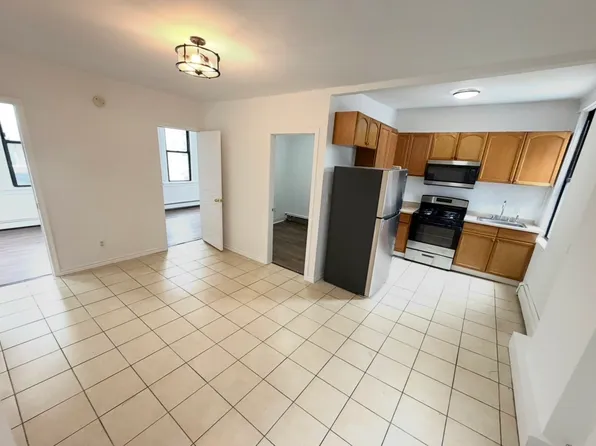 4607 Cottage Ave Floor 2, North Bergen, NJ 07047