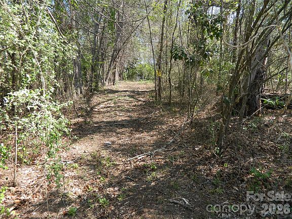 2nd image of 1329 Overlook Dr SW