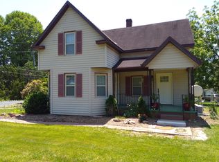 128 Christ School Rd, Arden, NC 28704