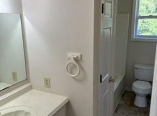 1009 Lynndale Dr, Castalian Springs, TN 37031