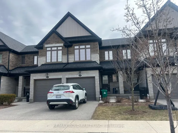 69 Fenside St #66, Kitchener, ON N2P 0J5