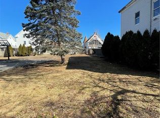 139 Benedict St, Providence, RI 02909