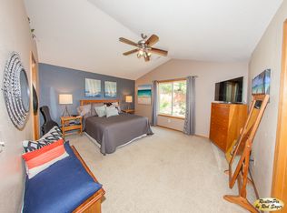 726 Sunset Ridge Dr, Washougal, WA 98671